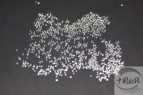 陇川金属表面处理厂喷砂玻璃微珠清理